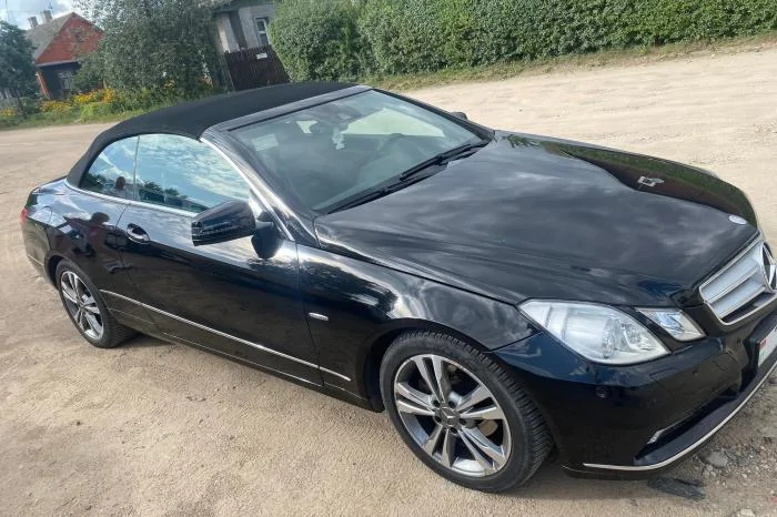 Mercedes-Benz E200 cabrio