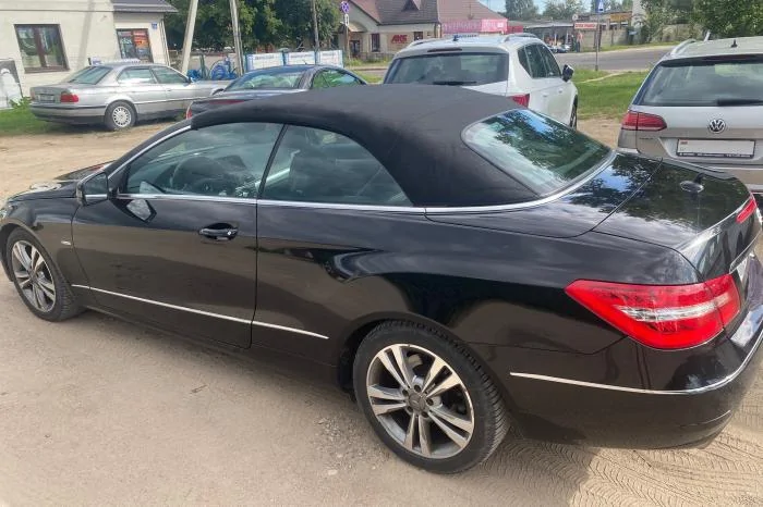 Mercedes-Benz E200 cabrio