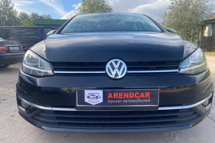 Volkswagen Golf VII black